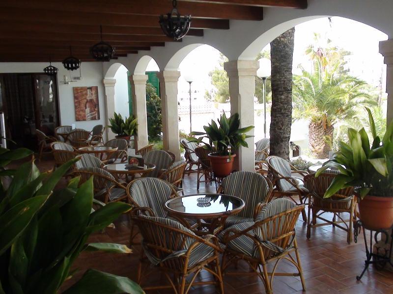 Oasis D'Or Hotel Cala d'Or  Bagian luar foto