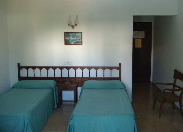Oasis D'Or Hotel Cala d'Or  Bagian luar foto