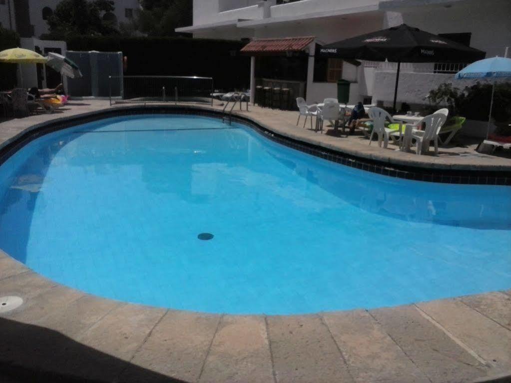 Oasis D'Or Hotel Cala d'Or  Bagian luar foto