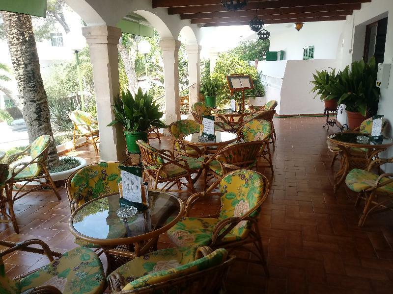 Oasis D'Or Hotel Cala d'Or  Bagian luar foto